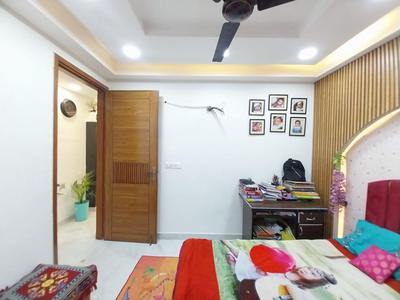 Bedroom Image of 1200 Sq.ft 2.5 BHK Independent House for rent in Mahavir Enclave New Delhi for Rs. 24500