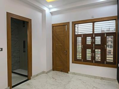 Bedroom Image of 1750 Sq.ft 3 BHK Apartment / Flat for sale in Lal Kuan Ghaziabad for Rs. 6565000