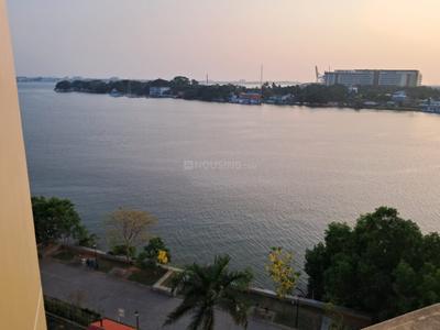 Balcony Image of 1922 Sq.ft 3 BHK Apartment / Flat for rent in Marine Drive Kochi for Rs. 77000