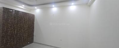 Bedroom Image of 1250 Sq.ft 3 BHK Builder Floor for sale in Prateek Grand Carnesia, Siddharth Vihar Ghaziabad for Rs. 7500000