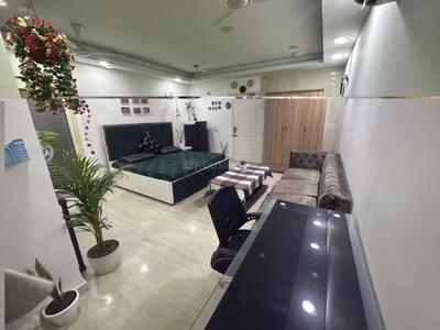 1 RK Independent Builder Floor
