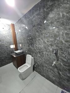Bathroom Image of 1200 Sq.ft 2 BHK Independent House for rent in Sector 7 Gurgaon for Rs. 25000