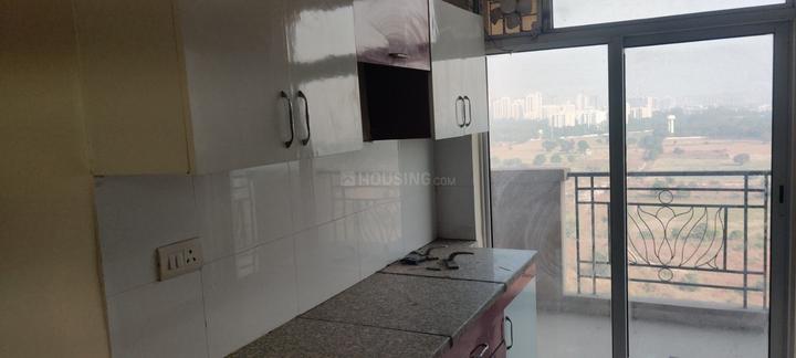 DLF Express Greens Main Image 1