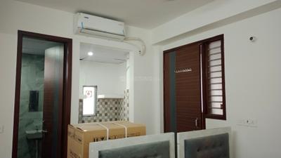 Living Room Image of 450 Sq.ft 1 BHK Builder Floor for rent in Sector 13 Gurgaon for Rs. 23000