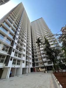 Building Image of 650 Sq.ft 2 BHK Apartment / Flat for sale in Prabhadevi Mumbai for Rs. 28000000
