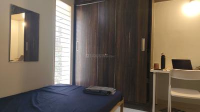 Bedroom Image of 900 Sq.ft 2 BHK Apartment / Flat for rent in Halasuru Bengaluru for Rs. 40000