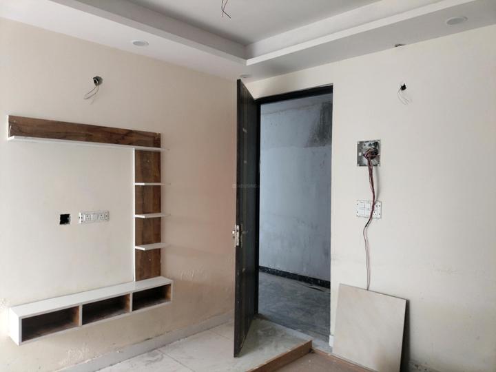 Paradise Green Plaza Main Image 1