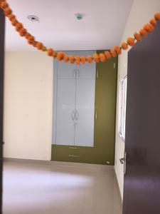Bedroom Image of 900 Sq.ft 2 BHK Apartment / Flat for rent in Noida Extension Greater Noida for Rs. 18000
