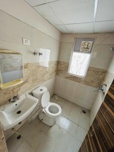 Image of 1115 Sq.ft 3 BHK Apartment / Flat for rent in NBCC Golf Homes, Noida Extension, Greater Noida for Rs. 20000