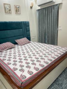 Bedroom Image of 1300 Sq.ft 2.5 BHK Apartment / Flat for sale in Shree Vardhman Victoria, Sector 70 Gurgaon for Rs. 18000000