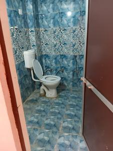 Bathroom Image of 750 Sq.ft 2 BHK Independent House for rent in Para Lucknow for Rs. 7000