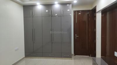 Bedroom Image of 2476 Sq.ft 4 BHK Builder Floor for rent in Shakti Nagar New Delhi for Rs. 86000