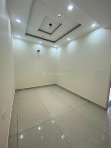 Bedroom Image of 1000 Sq.ft 3 BHK Builder Floor for sale in Tri Nagar New Delhi for Rs. 12500000