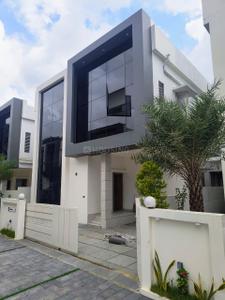 Image of 1950 Sq.ft 3.5 BHK Villa for sale in Maradu, Kochi for Rs. 18000000