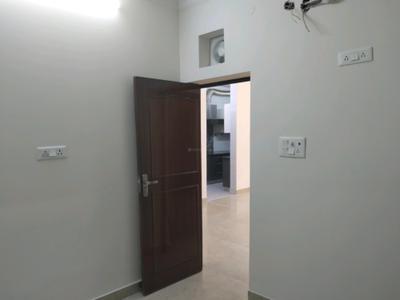 Bedroom Image of 1250 Sq.ft 3 BHK Apartment / Flat for sale in Vikaspuri New Delhi for Rs. 16200000