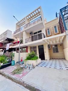 Image of 2500 Sq.ft 4.5 BHK Villa for sale in Amrapali Dream Valley, Noida Extension, Greater Noida for Rs. 31000000