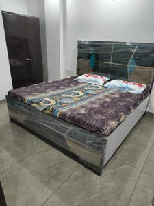 Bedroom Image of 1350 Sq.ft 3 BHK Builder Floor for rent in Janakpuri New Delhi for Rs. 48000