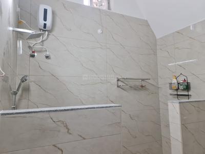 Bathroom Image of 1000 Sq.ft 1 BHK Villa for rent in Thavalakuppam Puducherry for Rs. 25000