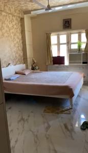 Bedroom Image of 1800 Sq.ft 4 BHK Apartment / Flat for sale in Bhowanipore Kolkata for Rs. 15000000
