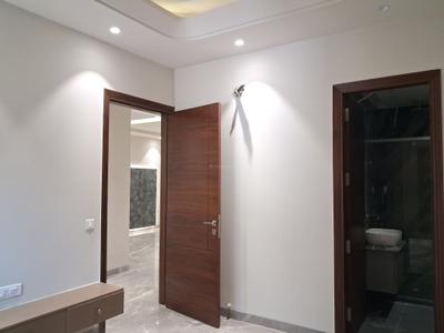 Bedroom Image of 1800 Sq.ft 3 BHK Builder Floor for rent in Paschim Vihar New Delhi for Rs. 85000