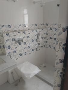 Bathroom Image of 1115 Sq.ft 2 BHK Apartment / Flat for sale in Gariahat Kolkata for Rs. 11707500