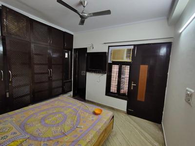 Bedroom Image of 900 Sq.ft 2 BHK Builder Floor for rent in RWA Malviya Block B1, Malviya Nagar New Delhi for Rs. 42000