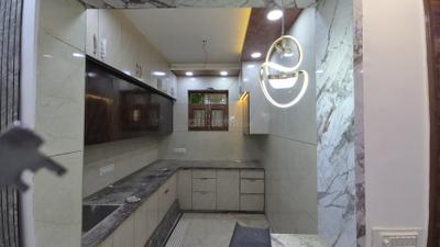 Kitchen Image of 720 Sq.ft 2 BHK Builder Floor for sale in Mukherjee Nagar New Delhi for Rs. 8700000