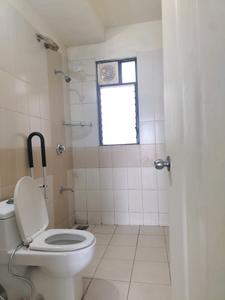Nanded Madhuvanti Common Bathroom 4