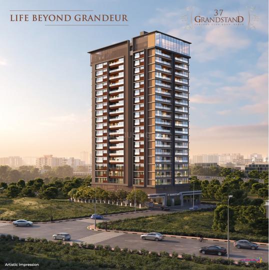 Space 37 Grandstand Main Image 1