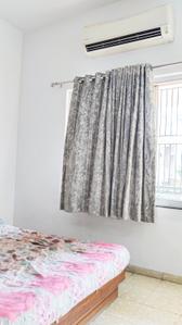Bedroom Image of 1600 Sq.ft 2 BHK Builder Floor for rent in Ghatlodiya Ahmedabad for Rs. 25000