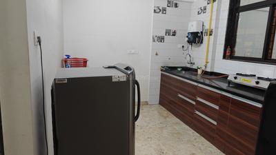 Kitchen Image of 1000 Sq.ft 2 BHK Apartment / Flat for rent in Lalit Roongta Shree Tirumala Paramount Apartment, Vinay Nagar Nashik for Rs. 19000