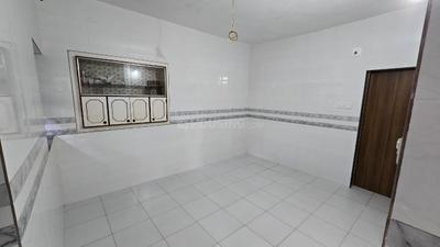 Bathroom Image of 1500 Sq.ft 2 BHK Independent House for rent in Ghatlodiya Ahmedabad for Rs. 18000
