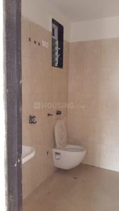 Bathroom Image of 1150 Sq.ft 2 BHK Apartment / Flat for sale in Andheri West Mumbai for Rs. 25000000