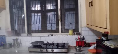Kitchen Image of 1200 Sq.ft 3 BHK Builder Floor for rent in Model Town Bareilly for Rs. 17000