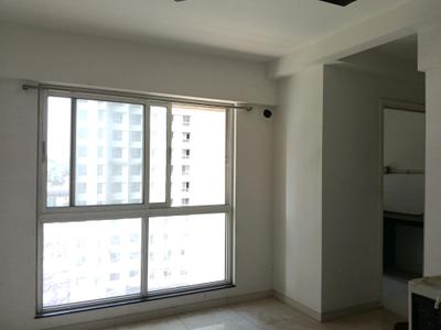 Living Room Image of 650 Sq.ft 1.5 BHK Apartment / Flat for rent in Godrej Emerald, Thane West Thane for Rs. 22000
