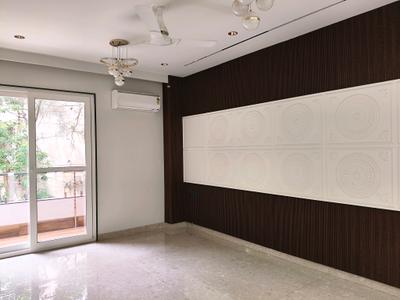Living Room Image of 9000 Sq.ft 4.5 BHK Duplex for sale in Sector 65 Gurgaon for Rs. 105000000