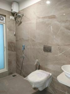 Bathroom Image of 1350 Sq.ft 3 BHK Apartment / Flat for sale in Juhu Mumbai for Rs. 75000000