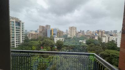 Balcony Image of 2000 Sq.ft 3 BHK Apartment / Flat for sale in Khar West Mumbai for Rs. 132500000