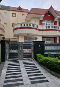4 BHK Independent House