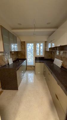 Kitchen Image of 775 Sq.ft 2 BHK Apartment / Flat for rent in Santacruz West Mumbai for Rs. 130000