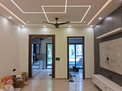 Living Room Image of 1350 Sq.ft 3 BHK Builder Floor for sale in Paschim Vihar New Delhi for Rs. 29000000