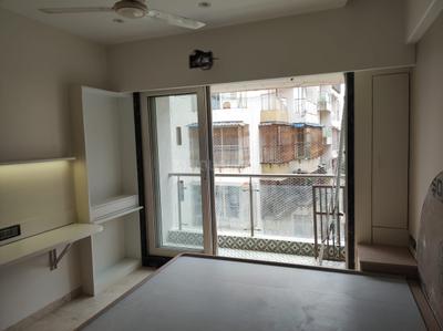 Bedroom Image of 850 Sq.ft 2 BHK Apartment / Flat for sale in Mahesh Apartment, Santacruz West Mumbai for Rs. 27500000