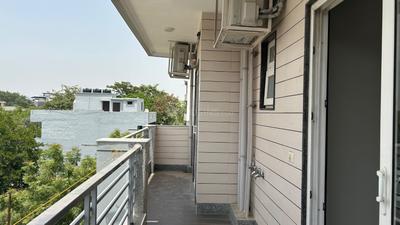 Balcony Image of 1800 Sq.ft 2 BHK Builder Floor for rent in Palam Vihar Gurgaon for Rs. 44000