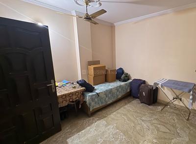 Living Room Image of 1000 Sq.ft 2 BHK Builder Floor for rent in Patel Nagar New Delhi for Rs. 34500