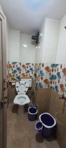 Bathroom Image of 850 Sq.ft 2 BHK Apartment / Flat for sale in Mahavir Nagar Indore for Rs. 7400000