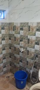 Bathroom Image of 237 Sq.ft 1 RK Apartment / Flat for rent in Candolim Goa for Rs. 12000