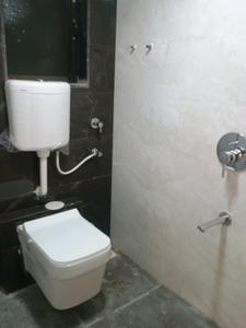 Common Bathroom Image of 1205 Sq.ft 3 BHK Apartment / Flat for rent in JH Regency Park Phase 1, Kalyan East Kalyan for Rs. 32000