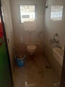 Bathroom Image of 950 Sq.ft 2 BHK Apartment / Flat for rent in Kabra Happy Valley, Thane West Thane for Rs. 30000
