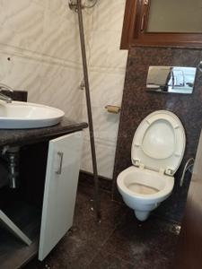 Image of 1980 Sq.ft 3 BHK Builder Floor for rent in Sarvapriya Vihar, New Delhi for Rs. 110000