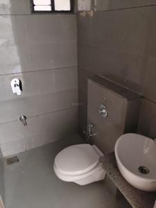 Common Bathroom Image of 1600 Sq.ft 3 BHK Apartment / Flat for rent in Shypram Parisar, Ognaj Ahmedabad for Rs. 22000